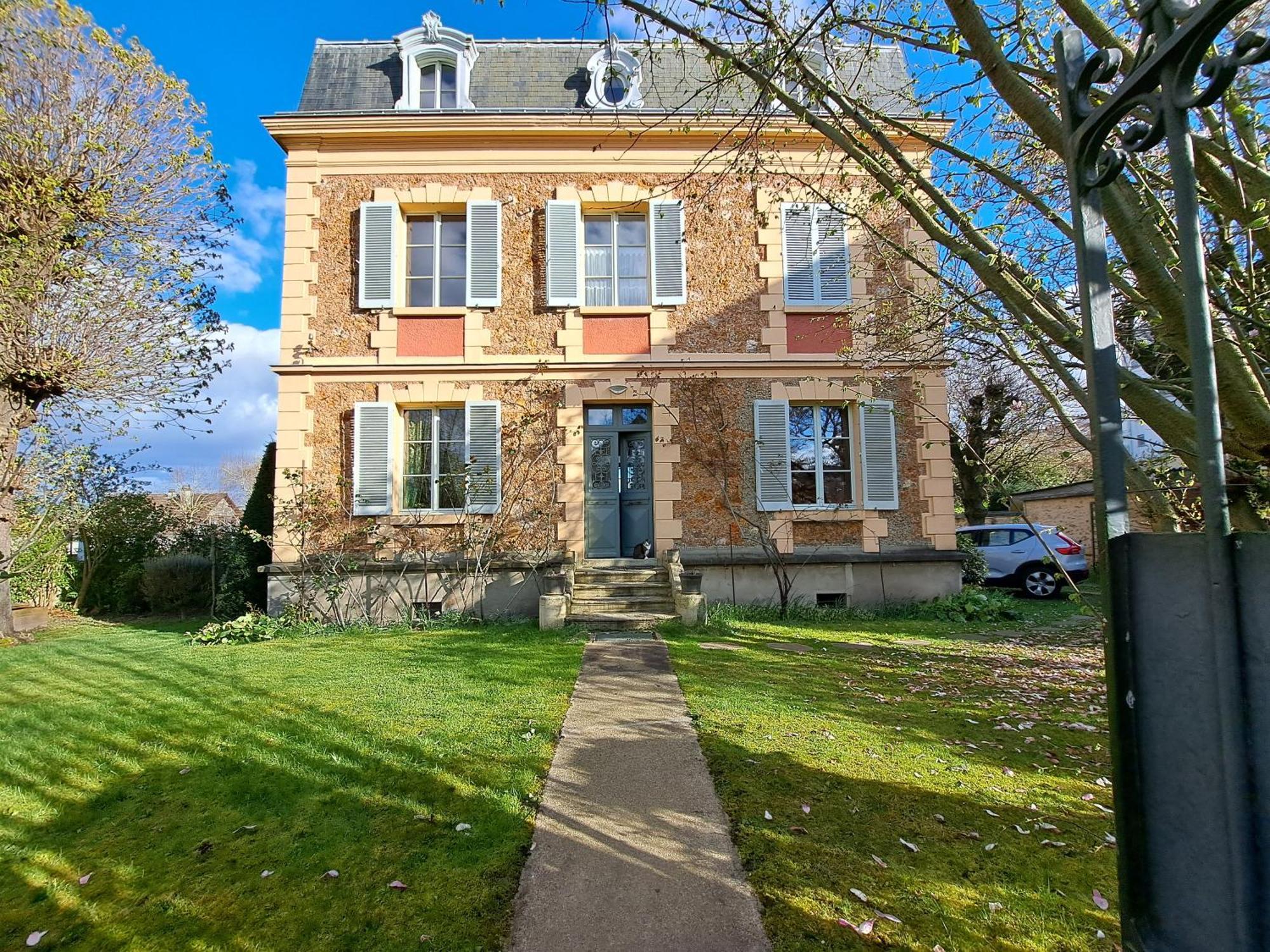 Les Chambres De Lucie-B&B - Petit Dej Inclus - Parking Prive - Proche Gare Versailles Exteriör bild